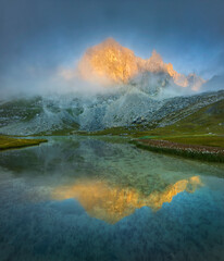 Lac de Cerces, Rocher de la Sauma, Rhones Alpes, Hautes-Alpes, Frankreich