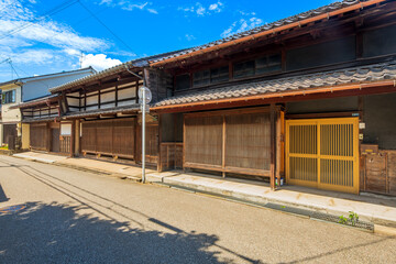 富山県　高岡市　吉久の町並み