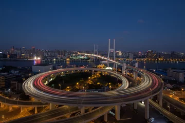 Tableaux ronds sur plexiglas Anti-reflet Helix Bridge Huangpu Bridge and large transport interchange with illumination at dark night