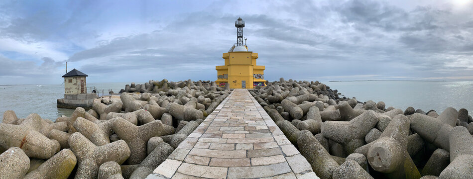 Punta Sabbioni &ndash; Leuchtturm an der S&uuml;dwest-Spitze von Cavallino-Treporti &ndash; Venezien