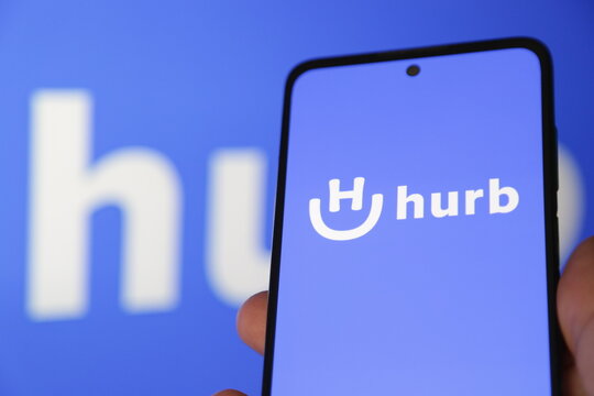 Aplicativo de agencia hurb num celular.