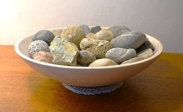 Pebble bowl