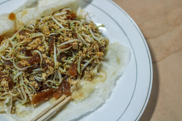 Lumpia basah or Wet spring rolls, snacks filled with vegetables