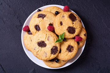 Group of homemade american chocolate cookies - 755928674