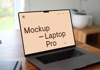 Laptop Pro Mockup - obrazy, fototapety, plakaty