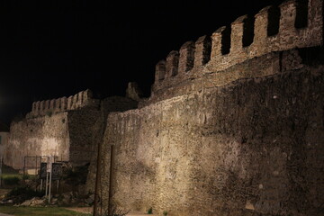 Nocturnal Majesty: Thessaloniki's Ancient City Walls Illuminated