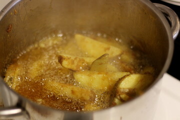 Culinary Delight: Step-by-Step Potato Wedges Frying Process