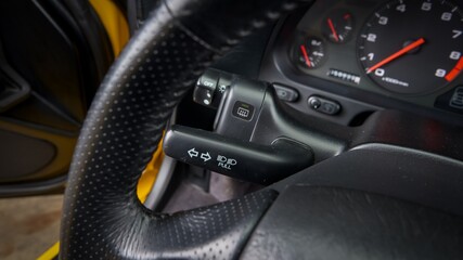 Turn signal stalk