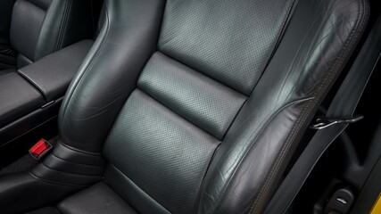 Drivers seat bolster