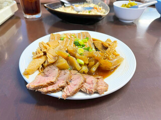 Beef with tufu in sweet brown sauce