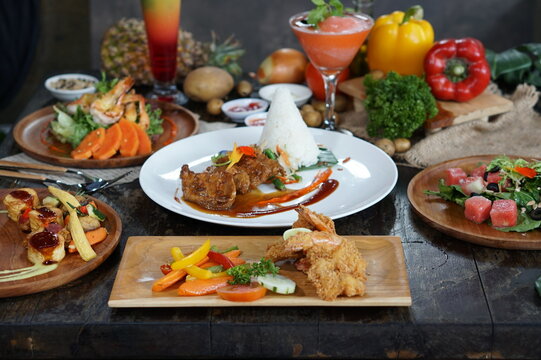 FOOD AND BEVERAGE PICTURE COMMERCIAL USED RESTAURANT