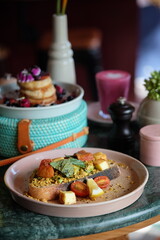 FOOD AND BEVERAGE PICTURE COMMERCIAL USED RESTAURANT