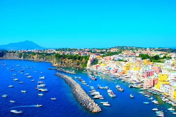 Photo sur Aluminium Turquoise ISOLA DI PROCIDA, ITALY - SEPTEMBER 10, 2023: Panoramica sulla Corricella. Marina Corricella is the most ancient fishing village of Procida, a 17th-century harbour arranged as a theatre on the sea