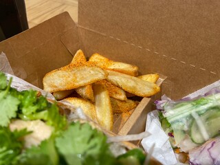 フライドポテトのチリレモンスパイス