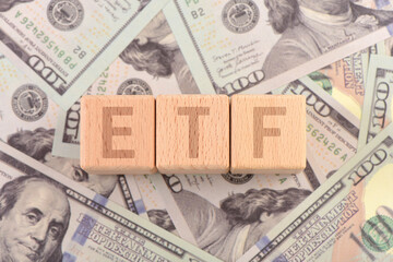 There are blocks with FOF letters printed on the US dollar props