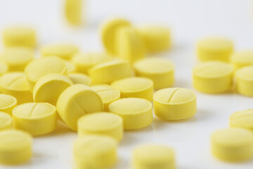 Fototapeta na wymiar Pills for viral disease on a white background