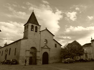 Petite église mediévale