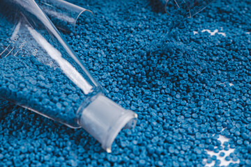White plastic grain, plastic polymer granules,hand hold Polymer pellets, Raw materials for making water pipes, Plastics from petrochemicals and compound extrusion, resin from plant polyethylene.