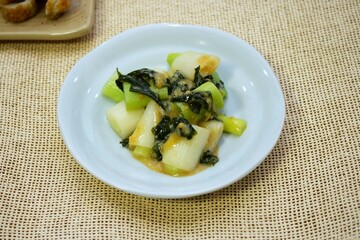ネギとワカメの甘辛い酢味噌和え