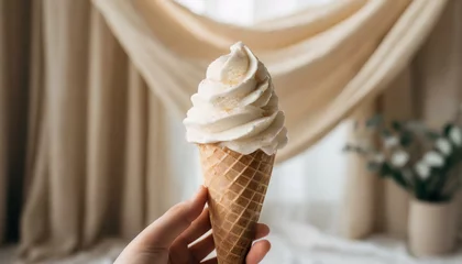 Foto auf Alu-Dibond ice cream cone female hand summer © Hanna