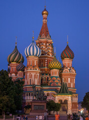 Fototapeta na wymiar St. Basil's cathedral at night (Red square, Moscow, Russia).