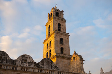 Fototapeta na wymiar St. Francisco de Asis Basilica (Basilica Menor de San Francisco de Asis) at Plaza de San Francisco in Old Havana (La Habana Vieja), Cuba. Old Havana is a World Heritage Site. 