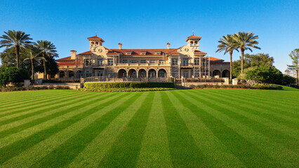 Fototapeta na wymiar View of a beautiful and large golf clubhouse in Florida, USA