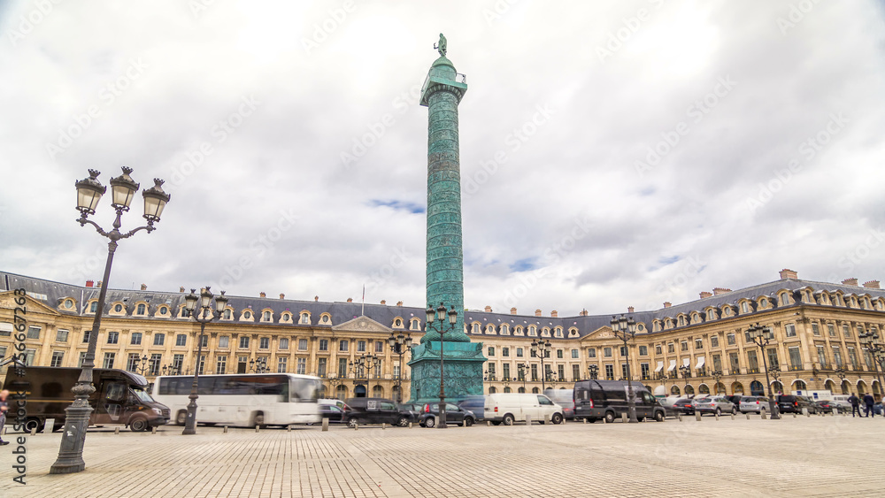 Wall mural vendome column with statue of napoleon bonaparte on the place vendome timelapse hyperlapse. paris, f