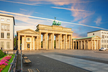 Naklejka premium Famous Brandenburg Gate, popular place of visit, side view, Berlin, Germany