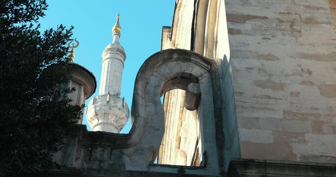 Detail plan of the flying buttress and minaret of this mosque, one of the most beautiful examples of Ottoman architecture from the period of Selim III.