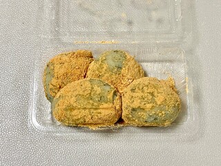 きなこよもぎ餅