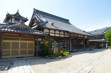 Naklejka premium 徳善寺 本堂 滋賀県高島市勝野