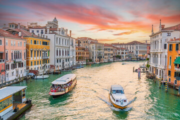 Romantic Venice. Cityscape of  old town and Grand Canal - 756933441