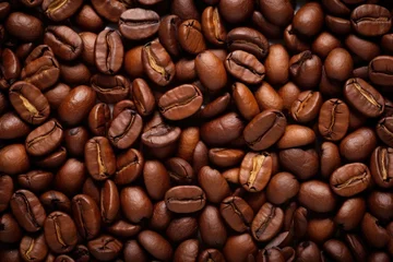 Gordijnen Background of freshly roasted coffee beans © The Big L