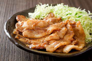豚肉のしょうが焼き