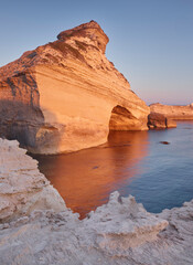Fototapeta na wymiar Sandsteinformation am Capu Pertusato, Bonifacio, Département Corse du Sud, Korsika, Frankreich