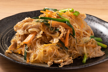 春雨の甘辛炒め