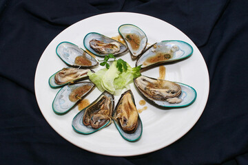 Fresh oysters