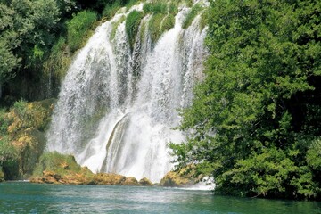 Fototapeta na wymiar the roski waterfaal, national park Krka, Croatia