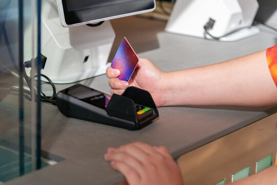 Contactless Payment at Checkout