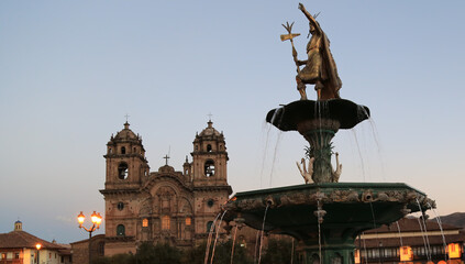 Fototapeta na wymiar The Plaza Mayor of Cusco in the evening