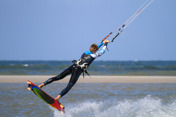 Kite-Surfer in Action (Flugphase)
