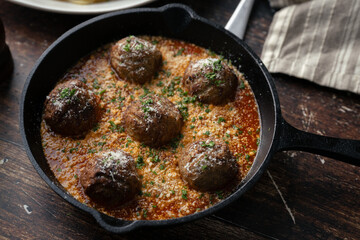 italian meat balls with marinara sauce and spaghetti