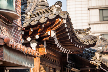 Traditional Korean building architecture of bukchon Hanok Village in Seoul, South Korea - obrazy, fototapety, plakaty