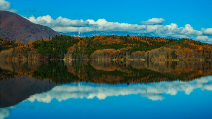 青木湖　湖面に映る水鏡　リフレクション