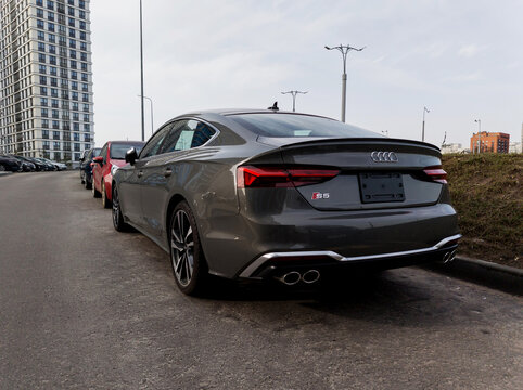 Rear view of Audi S5