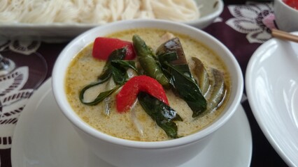 おうちレストラン　タイ料理　グリーンカレー、
素麺