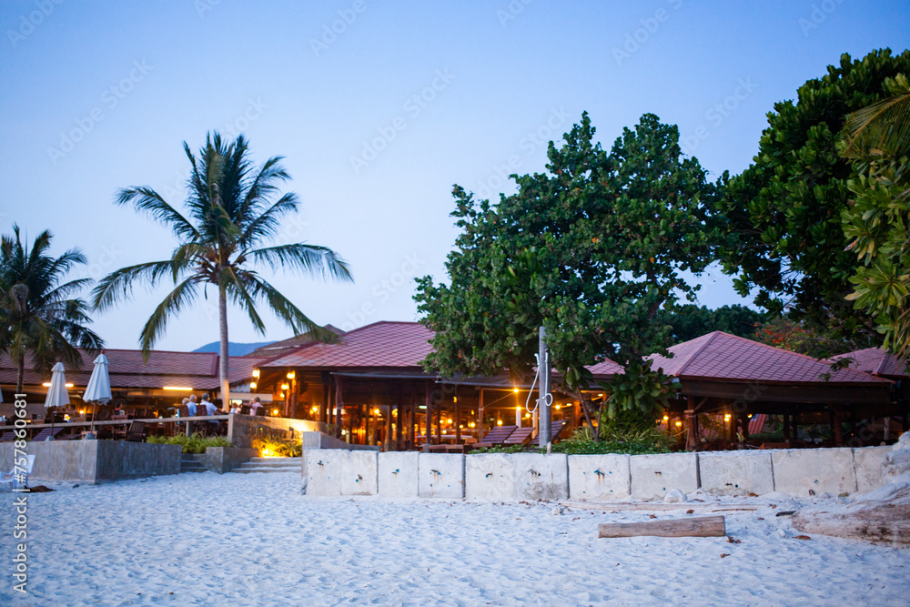 Wall mural  beautiful tropical beach in Thailand