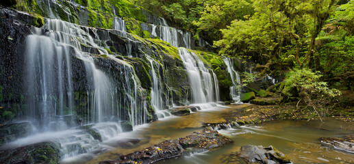 .Purakanui Falls, Catlins, Otago, Südinsel, Neuseeland