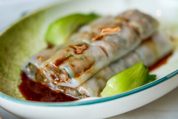 A delicious plate of Cantonese beef rice rolls, Cantonese morning tea snacks